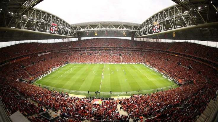 Galatasaray stat kapasitesini 62 bine çıkarıyor