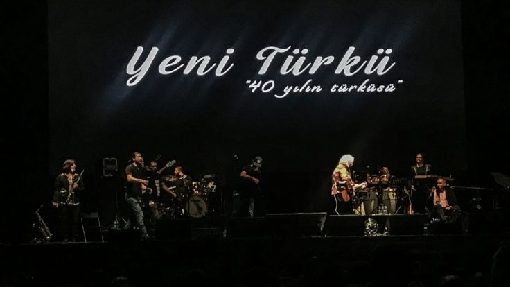 Yeni Türkü 40. yılını kutladı