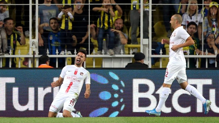 Antalyaspor deplasmanda Fenerbahçe'yi mağlup etti