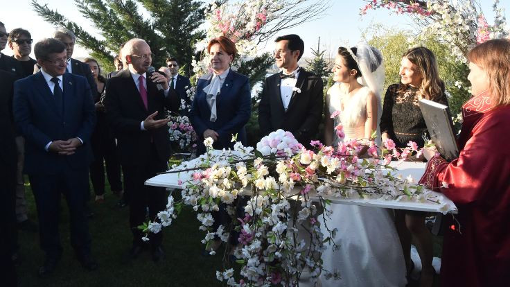 Kılıçdaroğlu, Akşener ve Davutoğlu nikahta bir araya geldi