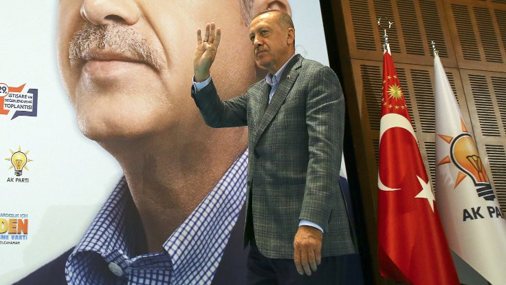 Erdoğan'dan vekillere: Puro içenleri biliyorum
