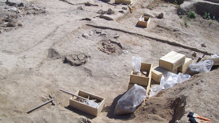 Malatya'da 5 bin 700 yıllık çocuk iskeleti bulundu - Sayfa 1