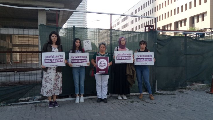 İzmir’de görülen cinsel istismar davası yeniden ertelendi