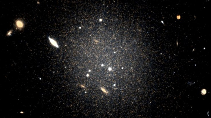İlk kez karanlık madde içermeyen galaksiler keşfedildi