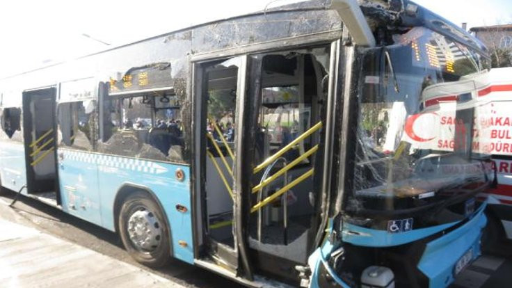 Üsküdar'daki otobüs kazasında sürücü tahliye edildi