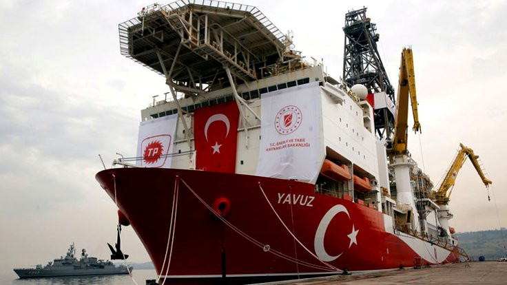 Güney Kıbrıs'tan Türkiye'ye 'sondaj gemilerini çek' uyarısı