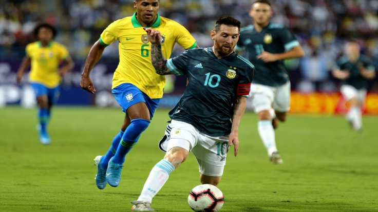 Arjantin, Brezilya'yı Messi'yle devirdi