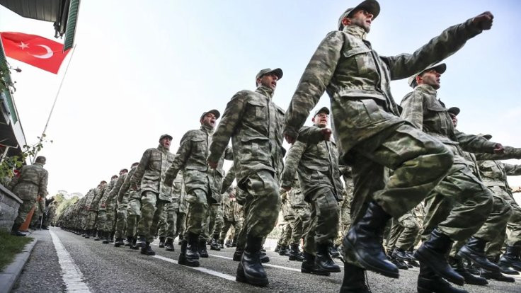 CHP’den er ve erbaşlara 'sigortalı askerlik' teklifi