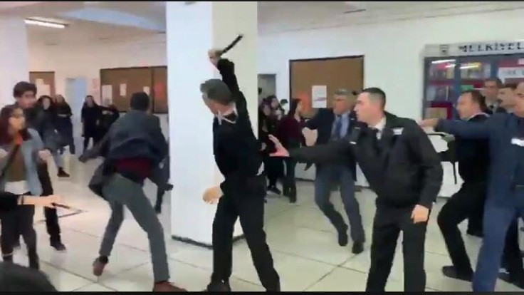 Mülkiye'de özel güvenlik öğrencilere saldırdı