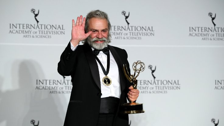Haluk Bilginer'e Emmy ödülü