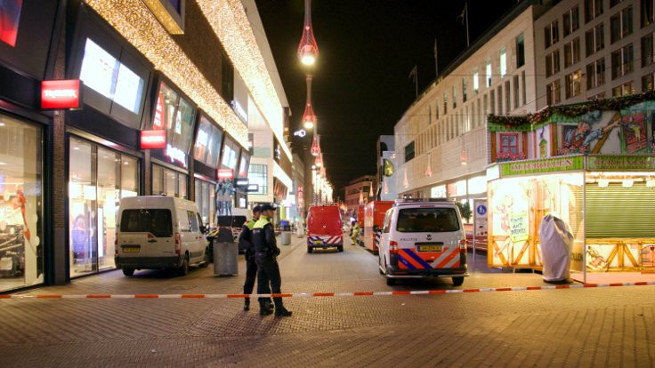 Hollanda'da bıçaklı saldırı: En az 3 yaralı