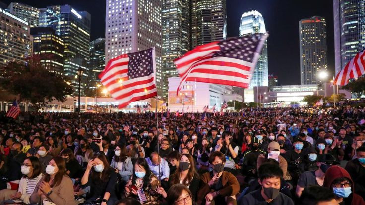 Hong Kong'da Trump'a teşekkür mitingi