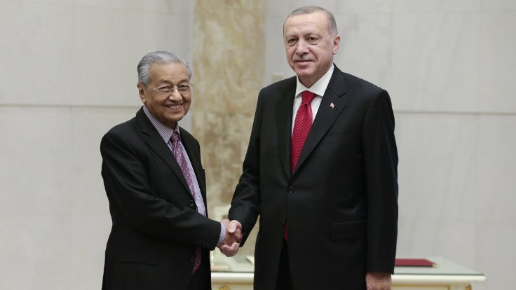 Erdoğan: Kadroluda 'yan gel yat' mantığı var
