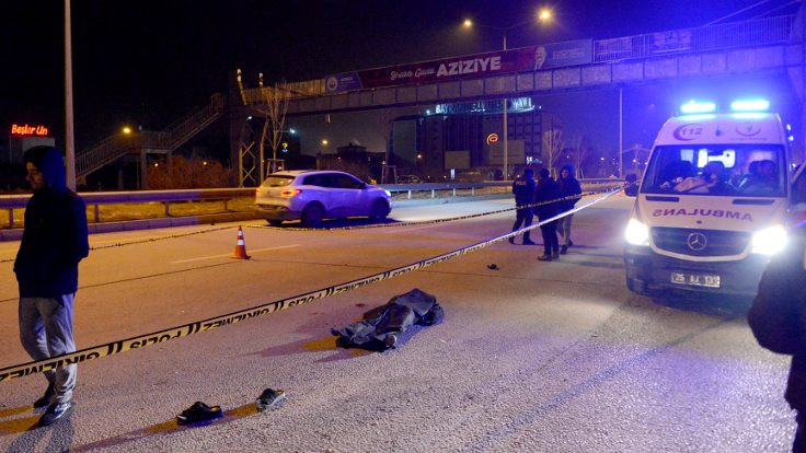 Erzurum'da üniversite, Ankara'da lise öğrencisi kazada öldü