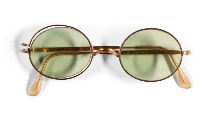 Lennon'un gözlüğüne 170 bin dolar