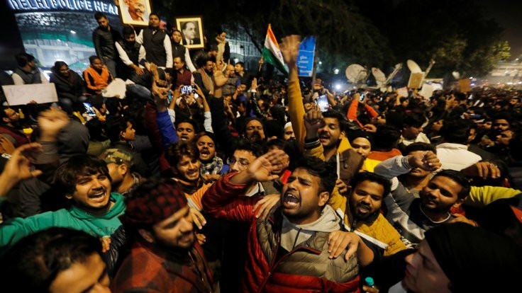 Hindistan'da Vatandaşlık Yasası protestolarında altı kişi öldü