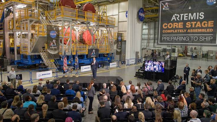 NASA'nın yeni roket platformu: Apollo'dakinden büyük