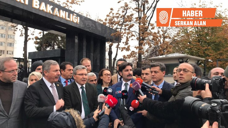 Davutoğlu partisinin başvurusu tamamlandı