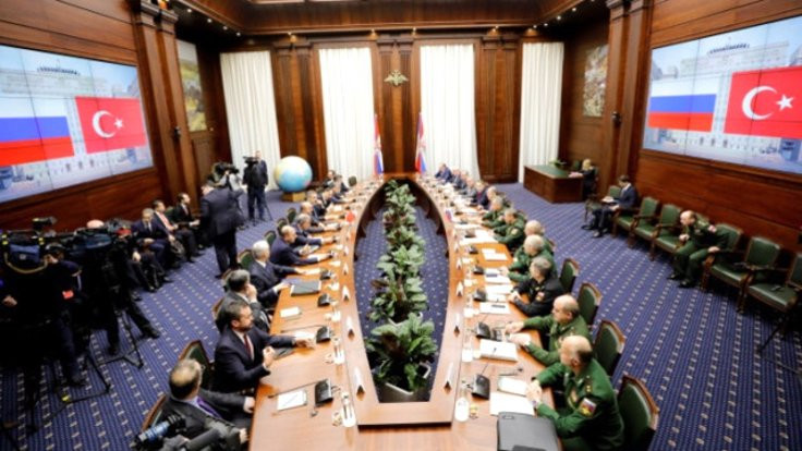 Rus gazetesi: Türkiye'yle Libya görüşmesi üç gündür sürüyor