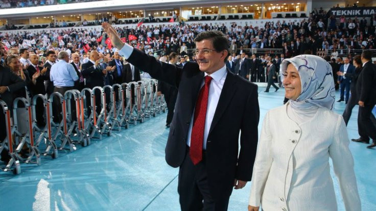 Sare Davutoğlu: Kurucuları ben de ilk kez gördüm