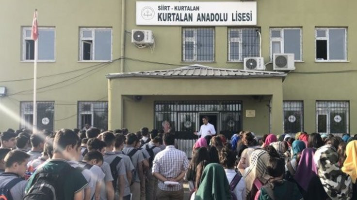 Siirt'te etek boyu ölçen okul müdürü açığa alındı