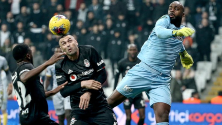Beşiktaş evinde 18 maç sonra yenildi: 2-0