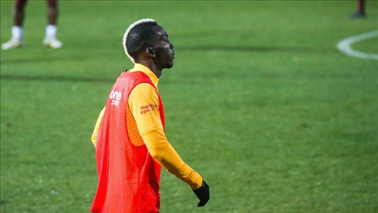 Galatasaraylı futbolcu Onyekuru, sıtmaya yakalandı