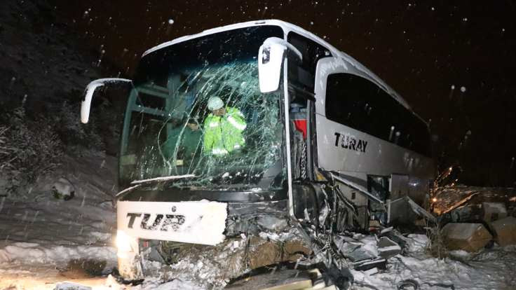 Erzincan'da otobüs kazası