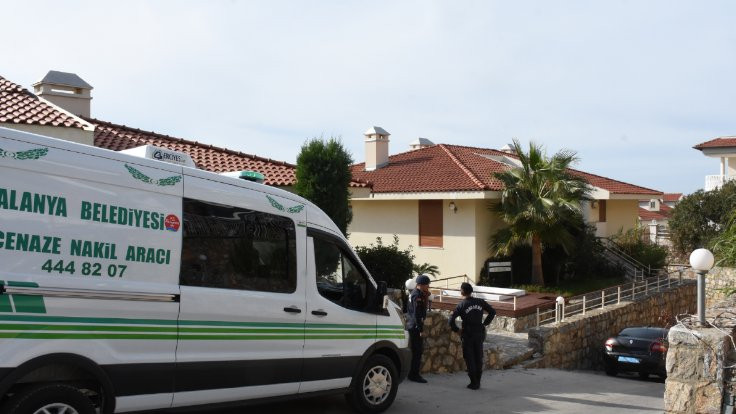 Antalya'da iki kişi evde ölü bulundu