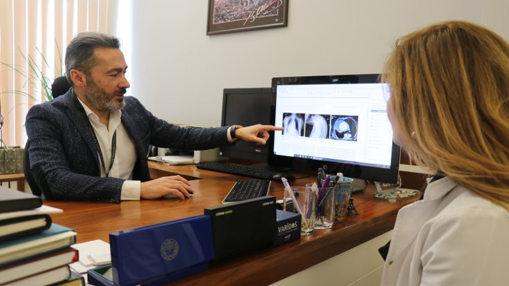 Prof. Murat Biçer'in ameliyatı tıp literatürüne girdi
