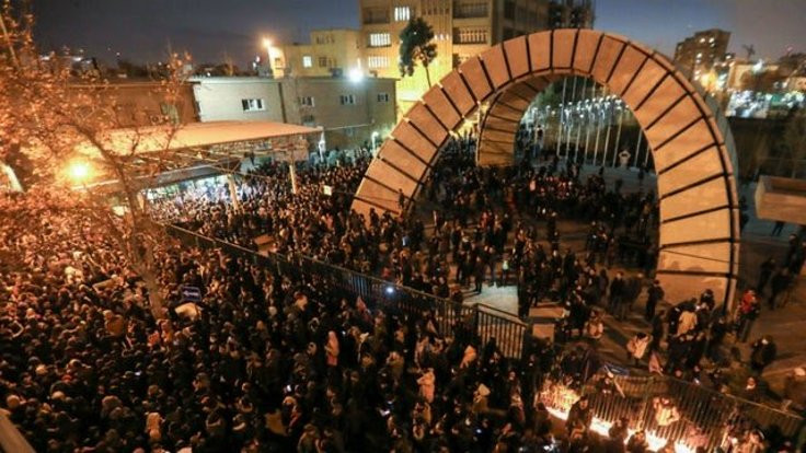 İran'dan Trump'a yanıt: Eylemci öldürmüyoruz