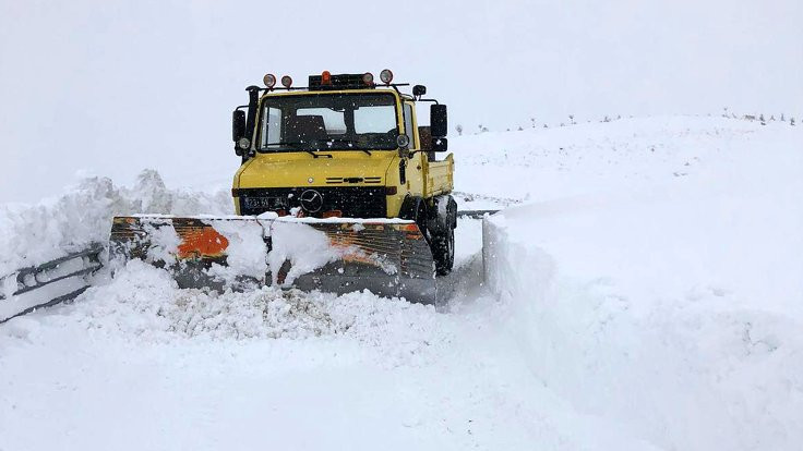 Elazığ'da 73 köy yolu yoğun kar yağışı sebebiyle kapandı