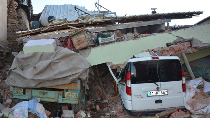 Malatya Valiliği: 4 bin 380 konut ağır hasarlı