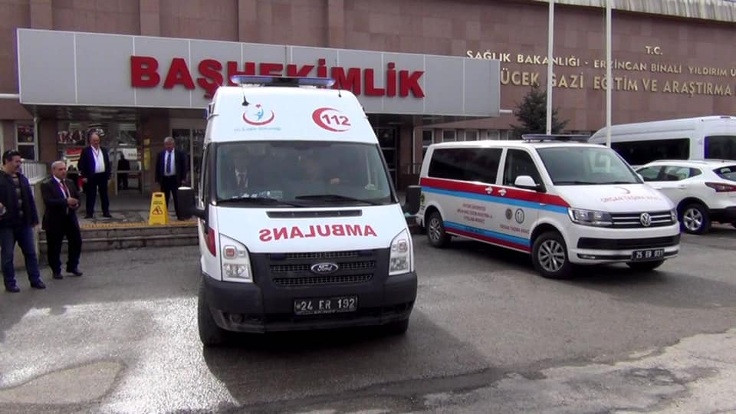 İranlı tır şoförü, korona virüsü şüphesiyle Erzincan'da hastaneye kaldırıldı