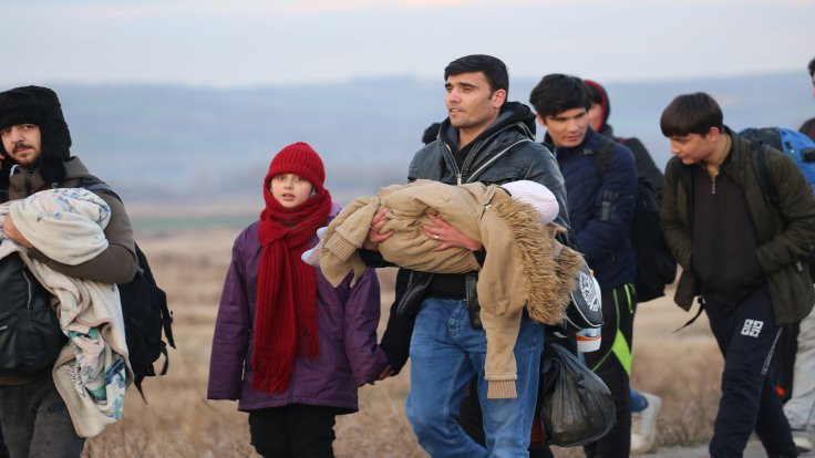 Göçmenler Ege kıyıları ve Edirne'ye akın ediyor