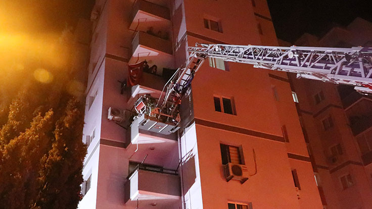 11 katlı bina tahliye edildi