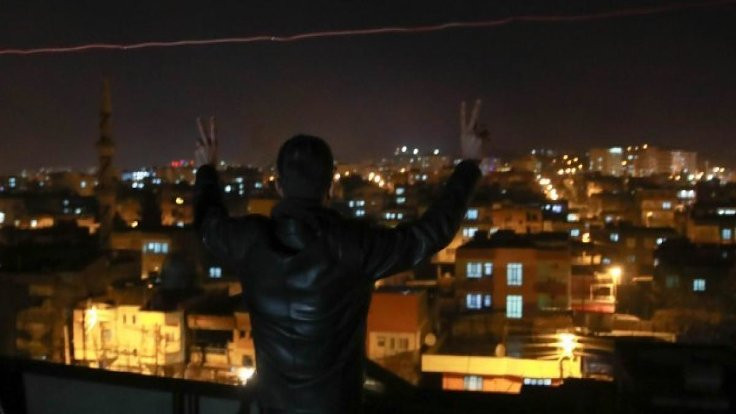HDP'den balkonlardan protesto çağrısı