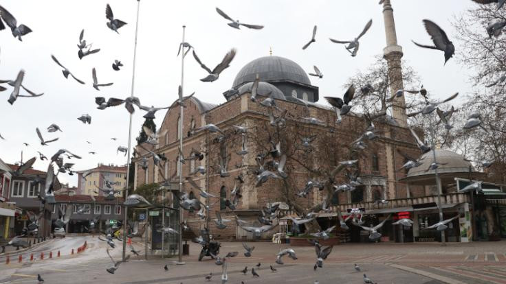 Türkiye sokakları pazar günü boş kaldı - Sayfa 3