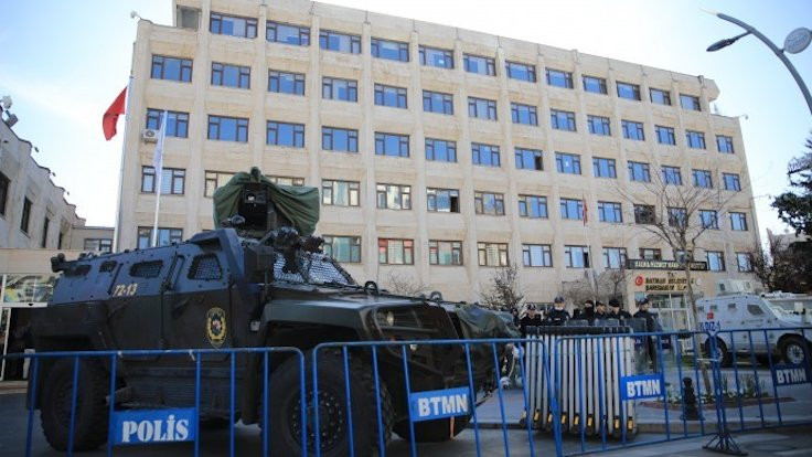 CHP'den kayyım tepkisi: Halk affetmez