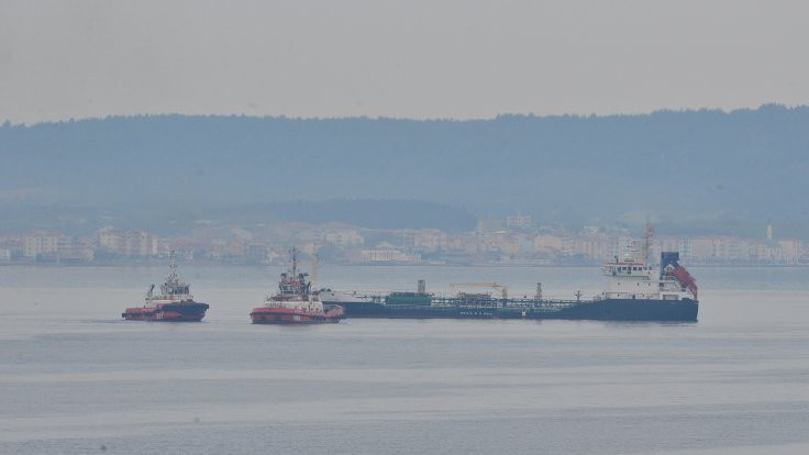Çanakkale'de 88 metrelik tanker alarmı