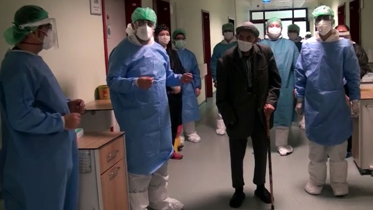 Kahramanmaraş'ta 101 yaşındaki hasta, korona virüsünü yendi