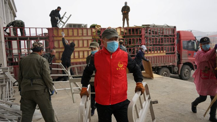 Çin'de altı hafta sonra rekor artış: Rusya sınırında önlemler sıkılaştırıldı