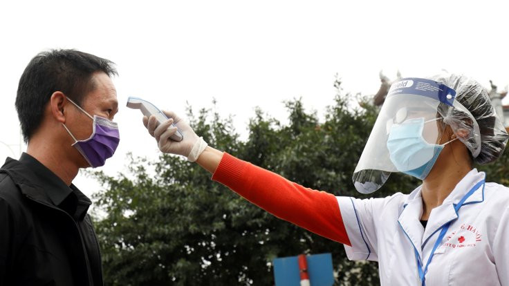 Vietnam Avrupa'ya 550 bin maske bağışladı