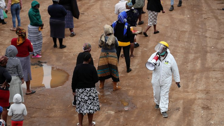 DSÖ'den Afrika uyarısı: 44 milyon kişi enfekte olabilir