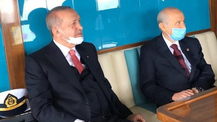 Erdoğan ve Bahçeli adaya vapurla gitti