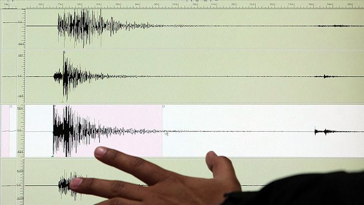 Tahran'da 5,1'lik deprem