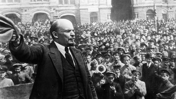 Jirinovskiy'den Lenin'in mumyasını satma önerisi
