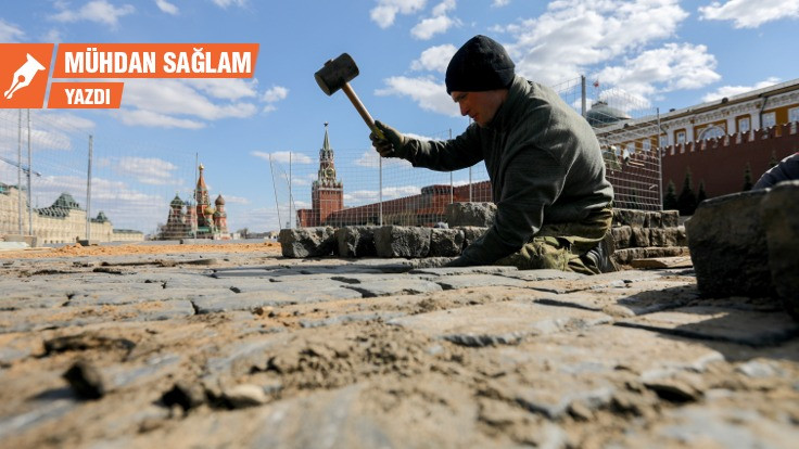 Kremlin: Vaka sayısı günde 10 bini geçse de işbaşı!