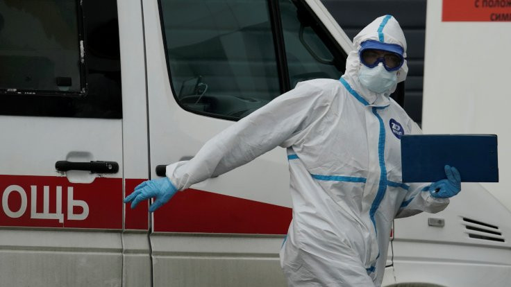 Rusya'da vaka sayısı artıyor: 7 bin 933 kişi enfekte oldu 