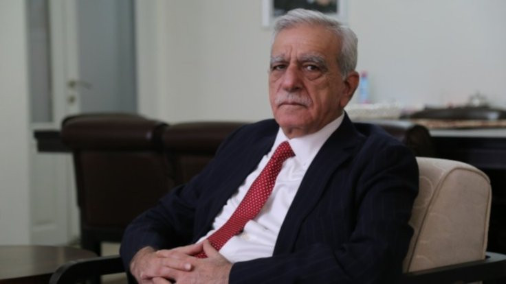 Mahkeme Ahmet Türk'ün görevden alınmasını 'olası' mahkumiyetle savundu
